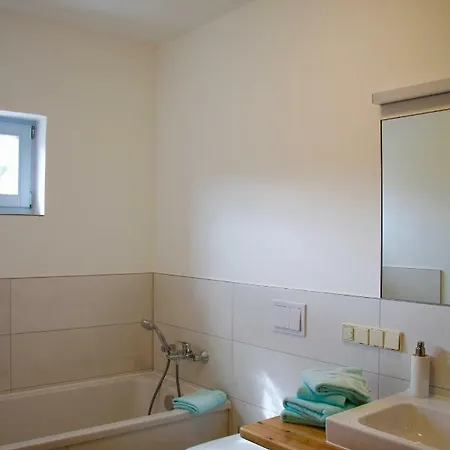 Alter Gutshof Apartment Papstdorf