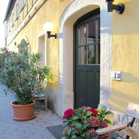 Alter Gutshof * Papstdorf