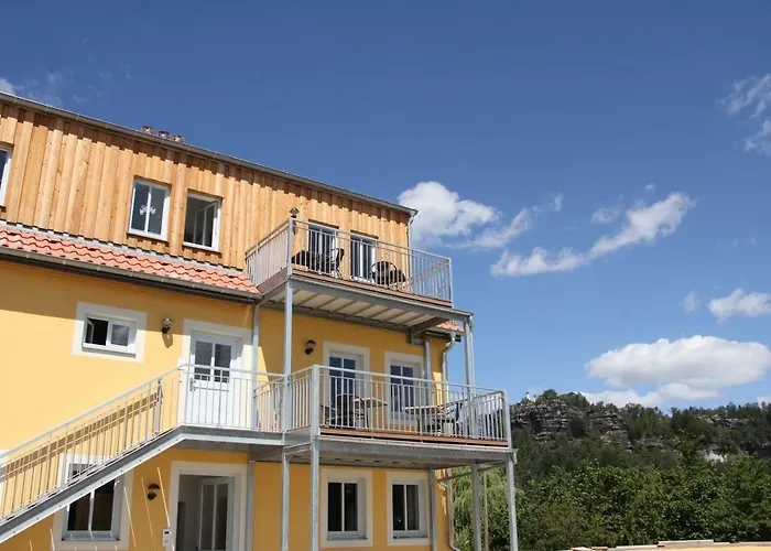 Alter Gutshof * Папстдорф